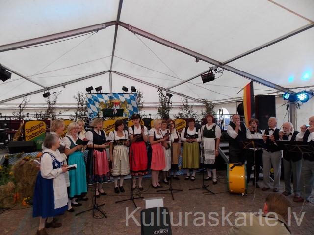 Ventspils vācu kultūras biedrības ansamblis "Windau" 2012.g.